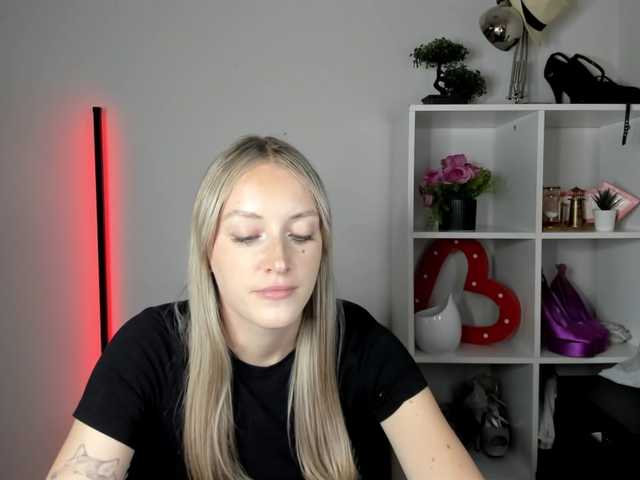 EvelynBlond