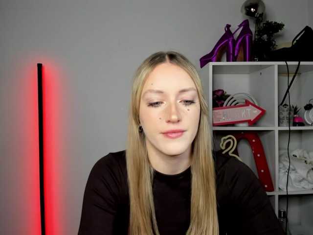 Preview of evelynblond26