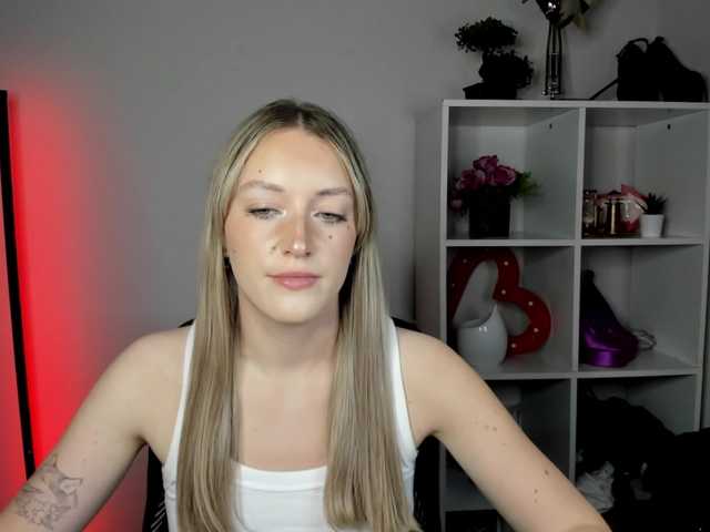 EvelynBlond