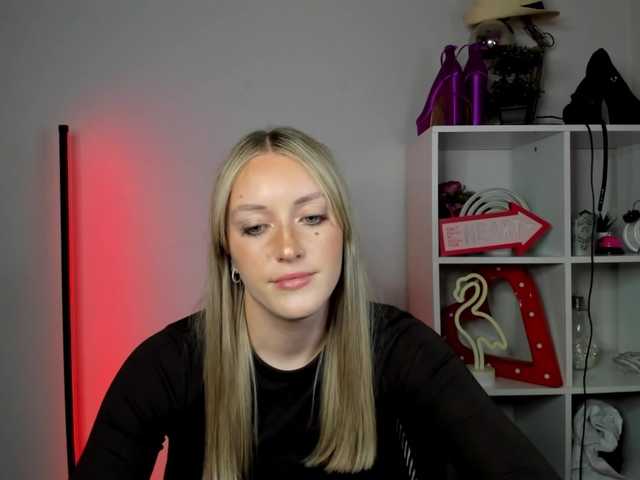 EvelynBlond