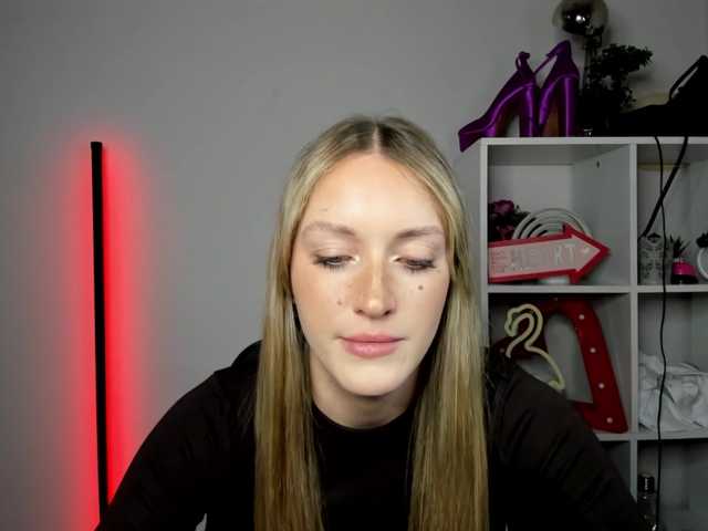 Preview of evelynblond26