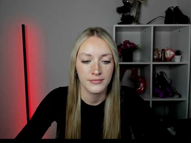 EvelynBlond