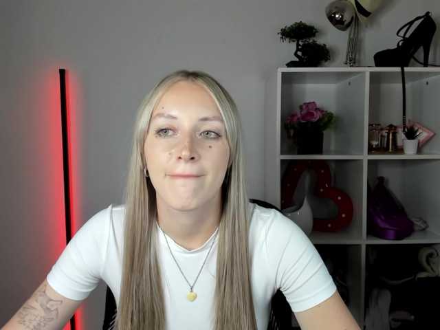 EvelynBlond