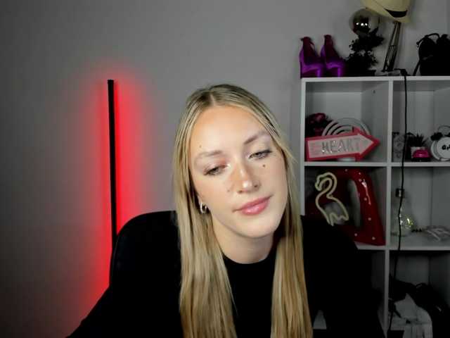EvelynBlond