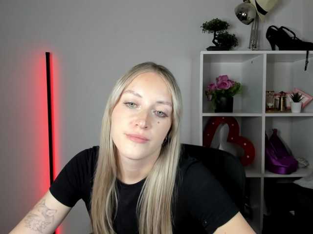EvelynBlond