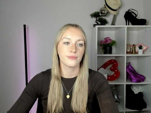 EvelynBlond