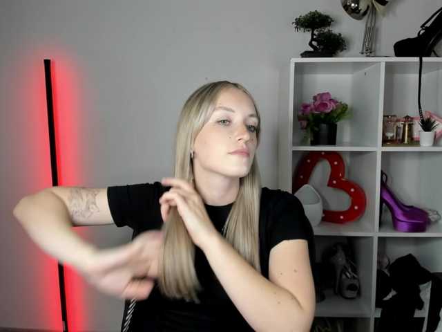 EvelynBlond
