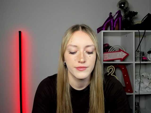 Preview of evelynblond26