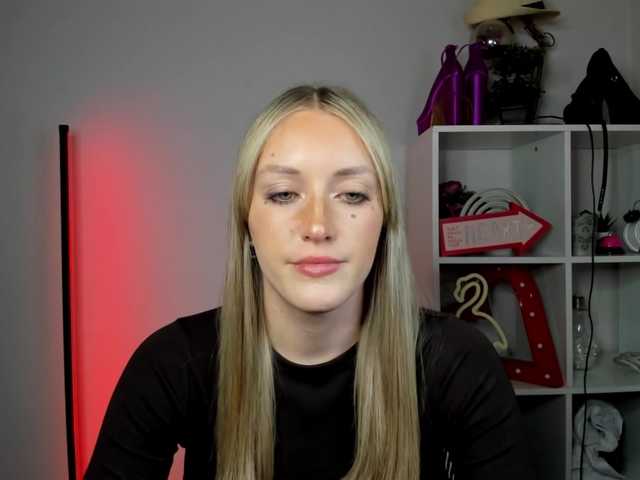 EvelynBlond