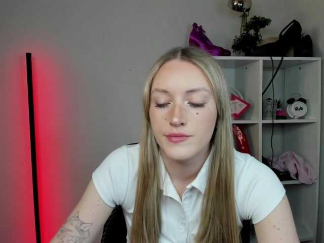 Preview of evelynblond26