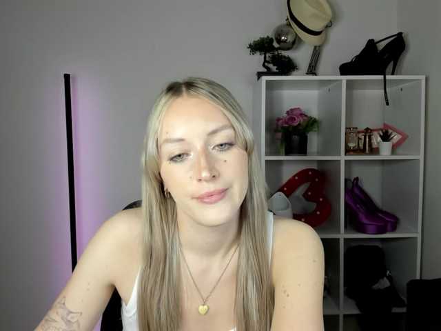 EvelynBlond