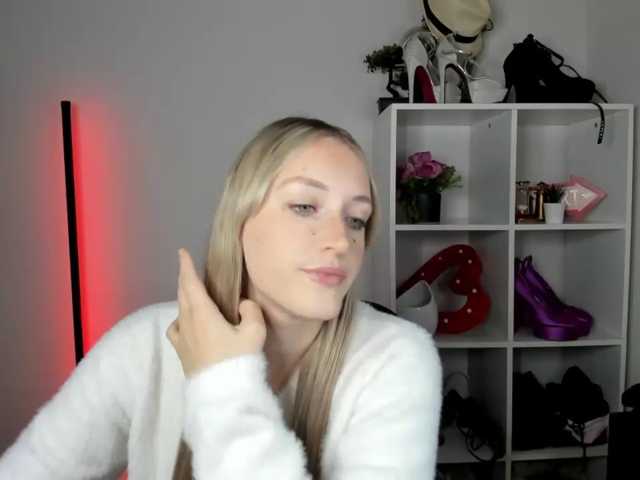 EvelynBlond