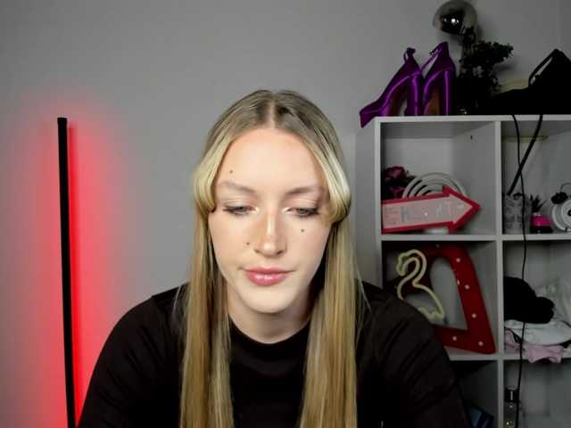 EvelynBlond