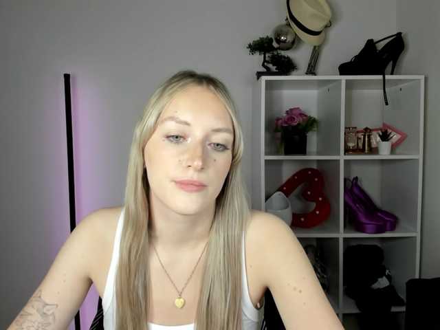 EvelynBlond
