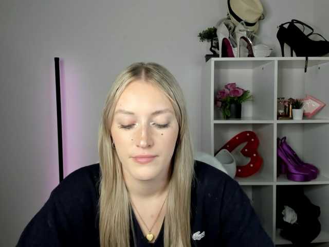 EvelynBlond