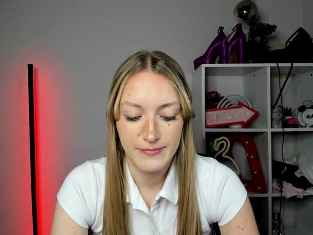 EvelynBlond