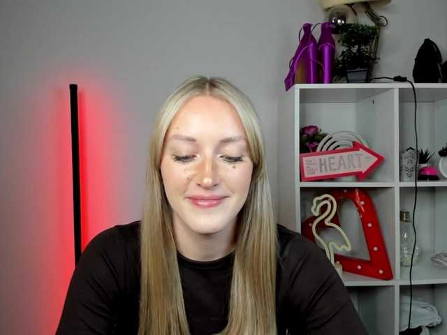 EvelynBlond
