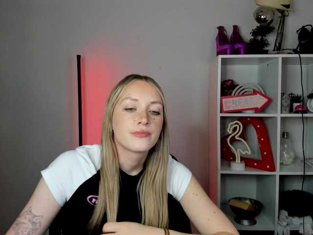 EvelynBlond