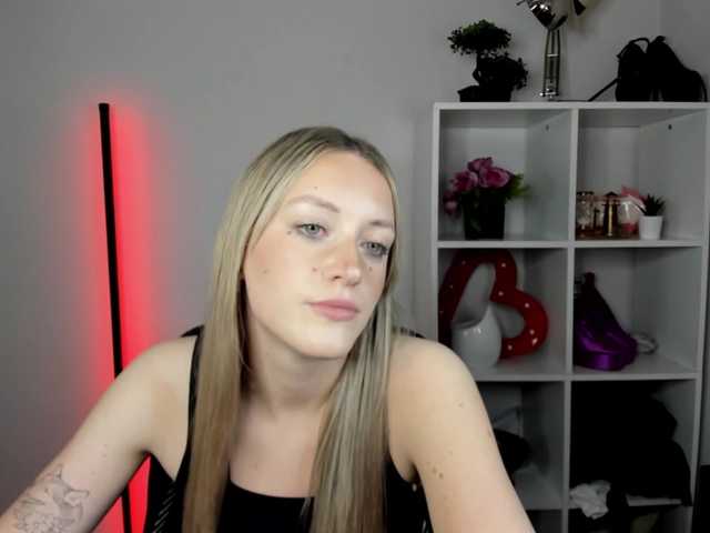 EvelynBlond