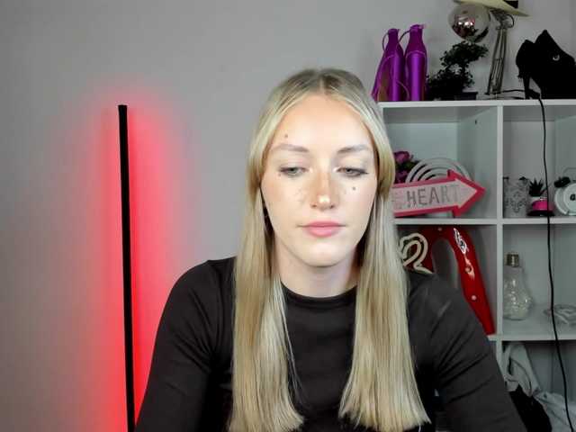 EvelynBlond