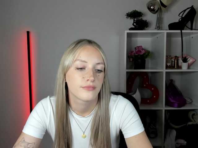 EvelynBlond