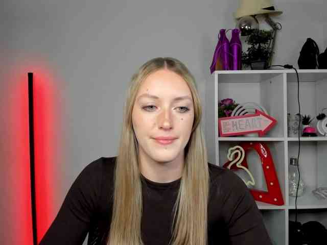 EvelynBlond