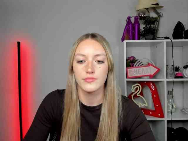 EvelynBlond EvelynBlond