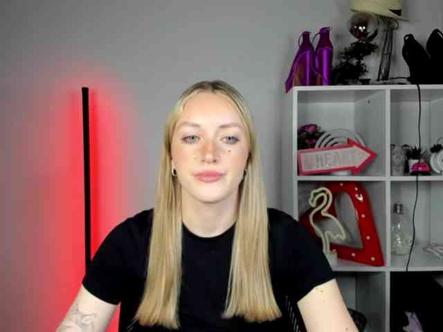 EvelynBlond