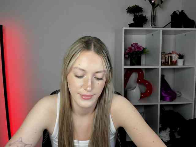 EvelynBlond EvelynBlond