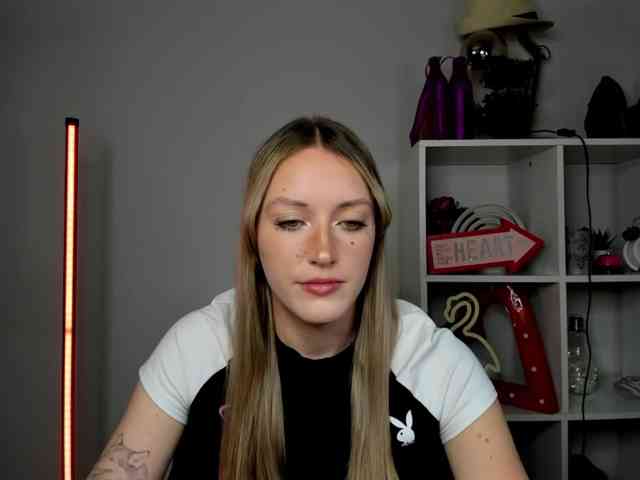 EvelynBlond