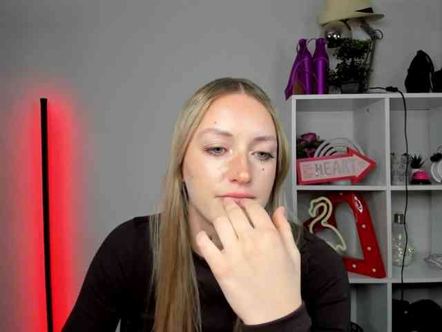 EvelynBlond