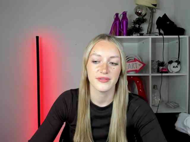 EvelynBlond EvelynBlond