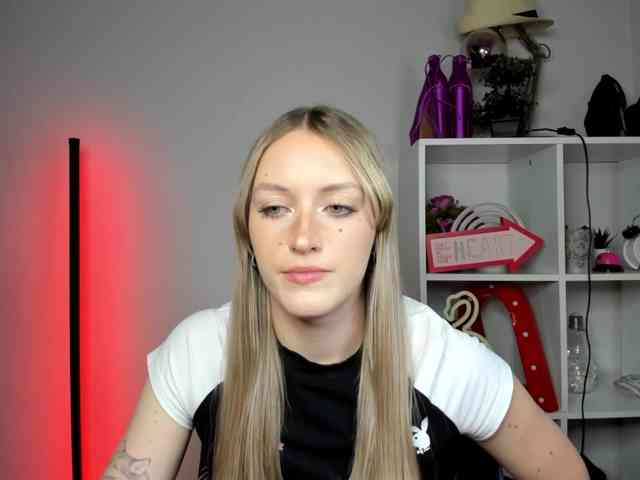 EvelynBlond