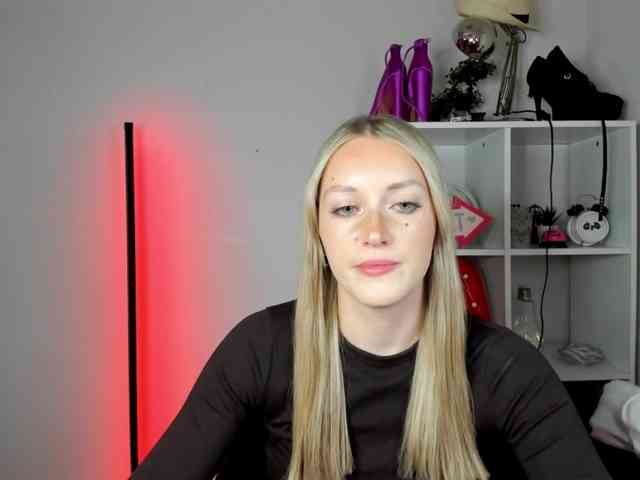EvelynBlond EvelynBlond