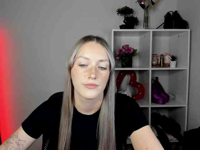 EvelynBlond