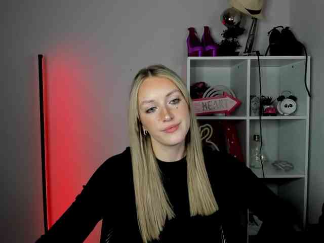 EvelynBlond EvelynBlond