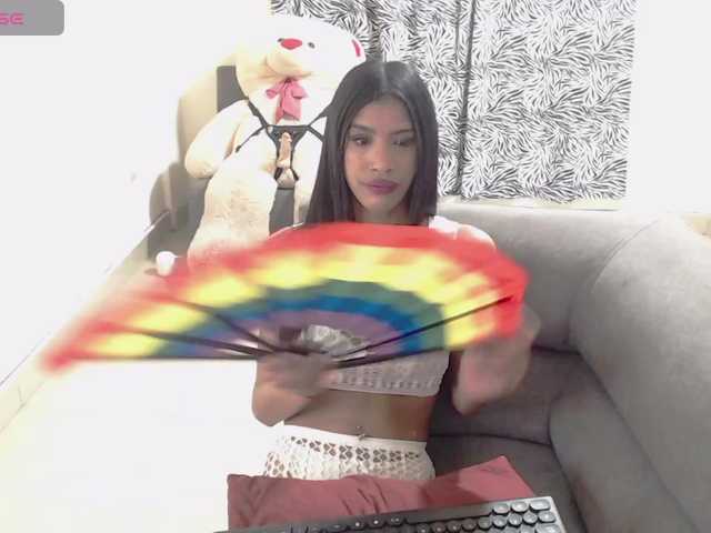 Jimenna-Slim live cam on BongaCams