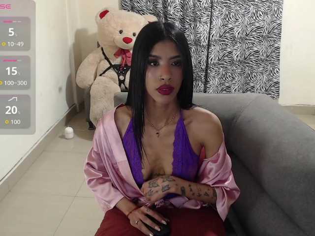 Jimenna-Slim live cam on BongaCams