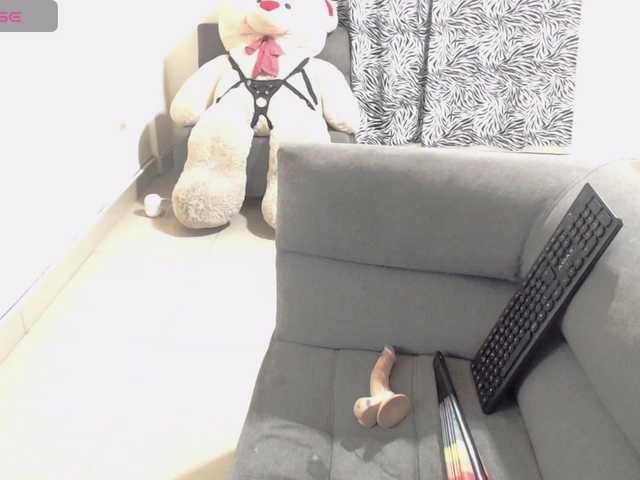 Jimenna-Slim live cam on BongaCams