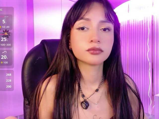 IrisSweety live cam on BongaCams