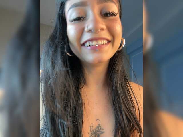 IrisSweety live cam on BongaCams