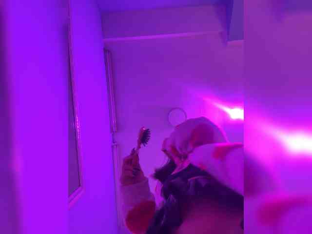 IrisSweety webcam