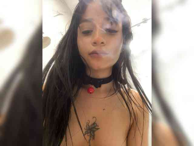IrisSweety webcam