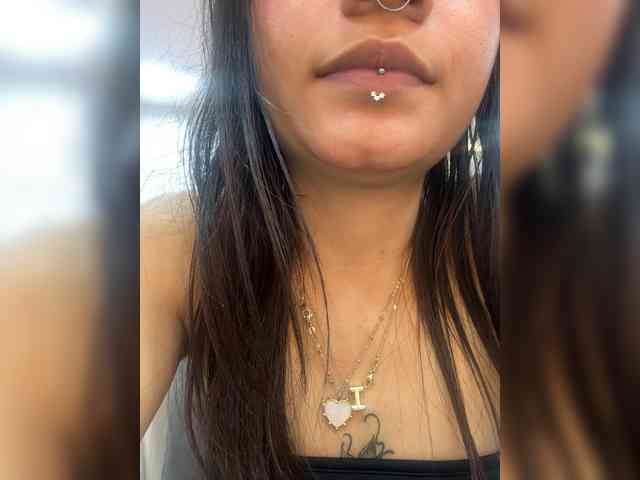 IrisSweety Live Webcam on BongaCams