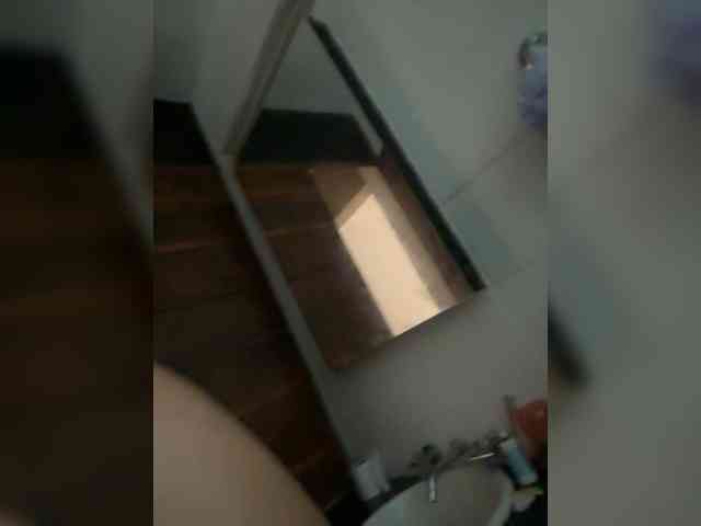 IrisSweety webcam