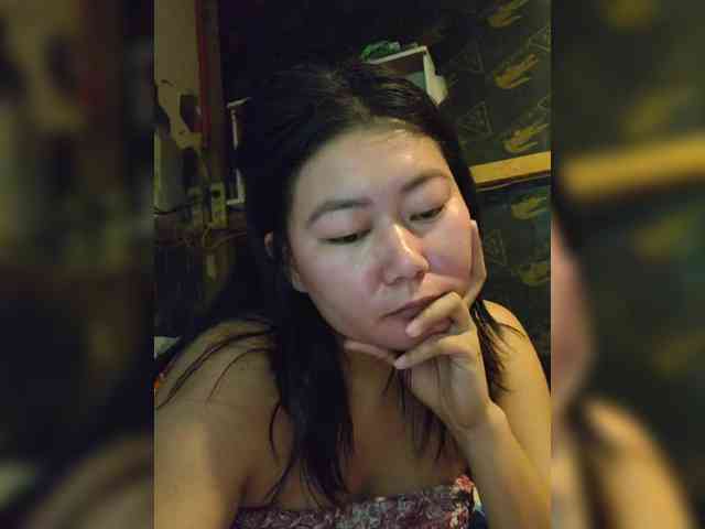 Model: Chinita