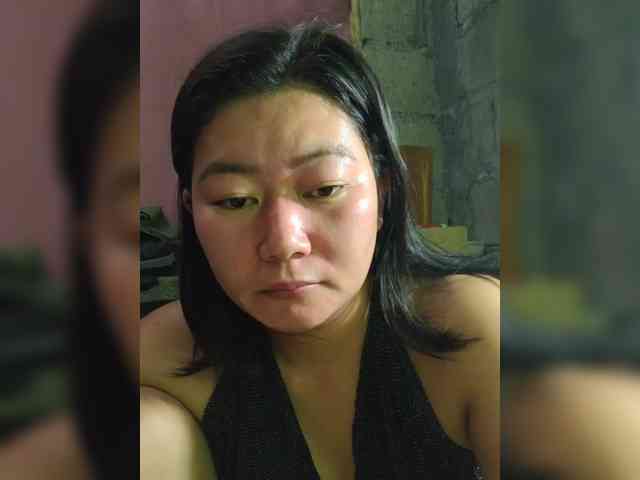 Model: Chinita