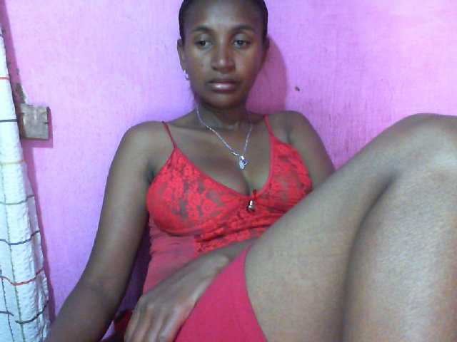 Mynah live cam on BongaCams