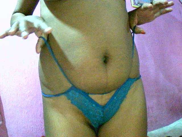 Mynah live cam on BongaCams