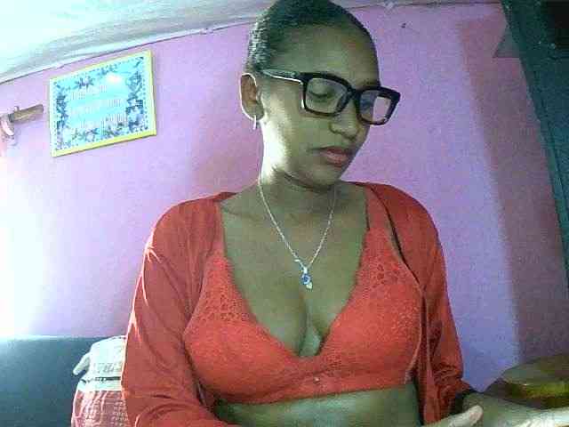 Model: Mynah